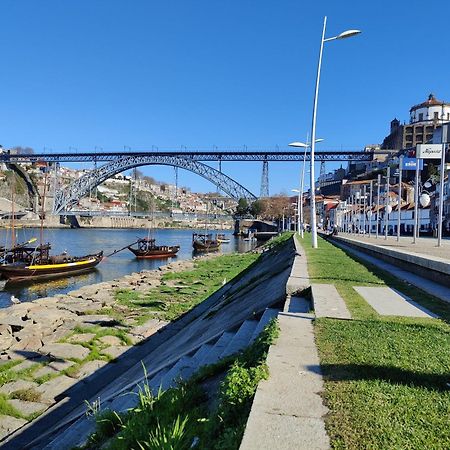 Cais De Gaia Historic Loft Apartment Vila Nova de Gaia Exterior photo